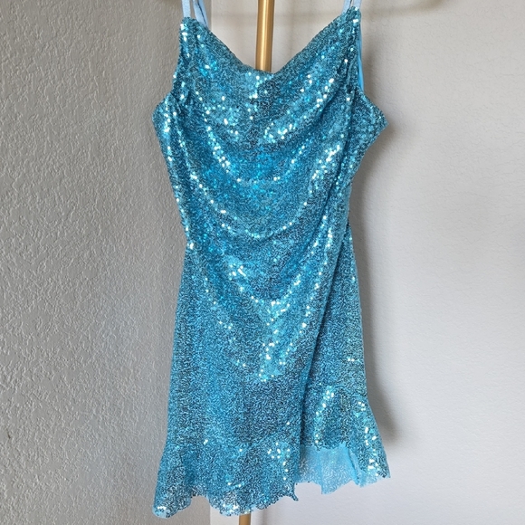 SOLD ON LIVE!!!❤️❤️❤️Sequin Blue Dress - Picture 3 of 3